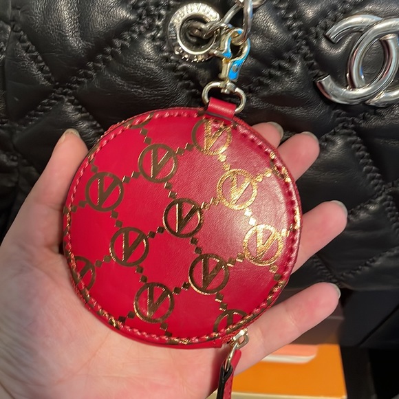 Valentino coin pouch/bag charm - Picture 2 of 3